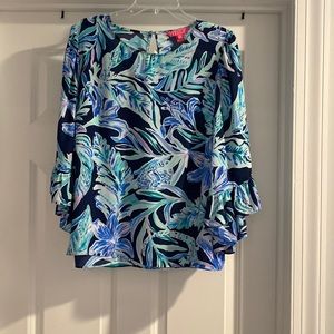 Lilly Pulitzer large floral quarter length top
